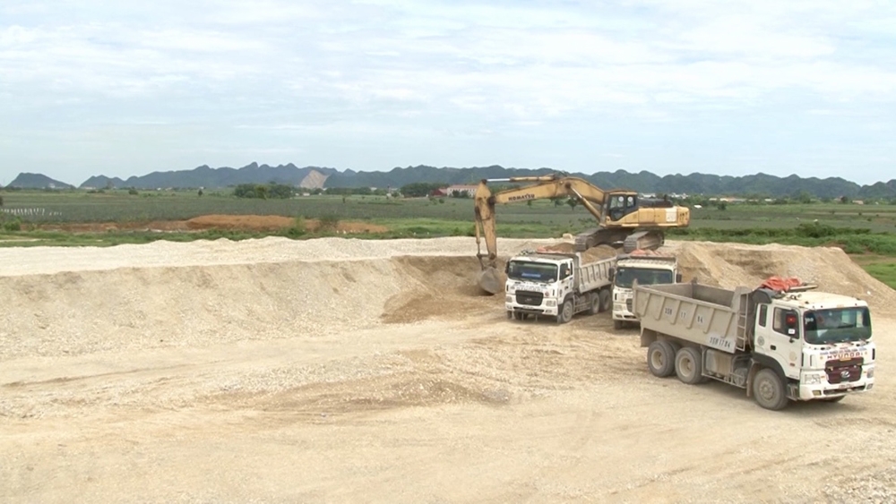 Ninh Bình: Dự án tuyến đường Đông - Tây chưa bàn giao được mặt bằng thi công