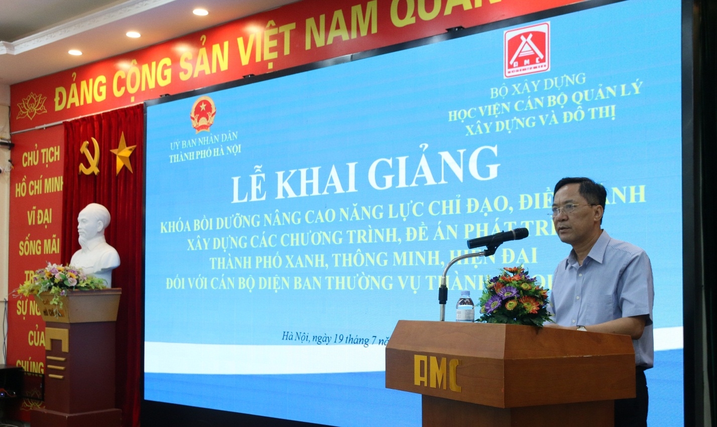 Hà Nội: Nâng cao năng lực cho 30 Phó Giám đốc Sở để thực hiện Đề án phát triển thành phố xanh, thông minh, hiện đại