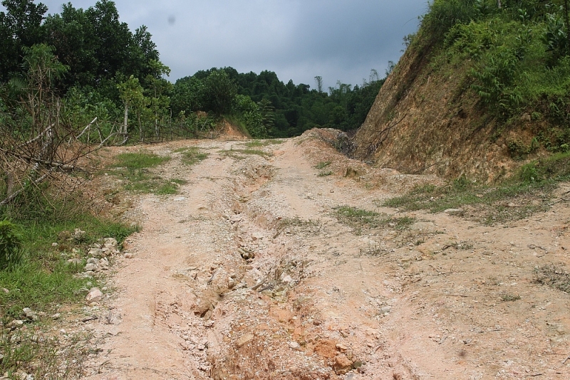 thanh hoa ai chiu trach nhiem ve du an giao thong tren 40 ty phai dung thi cong vo thoi han