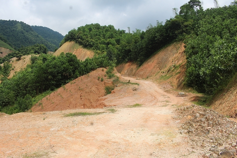 thanh hoa ai chiu trach nhiem ve du an giao thong tren 40 ty phai dung thi cong vo thoi han