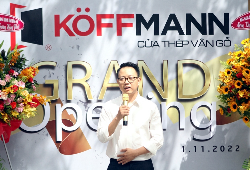 koffmann cua thep van go khai truong showroom tai khanh hoa