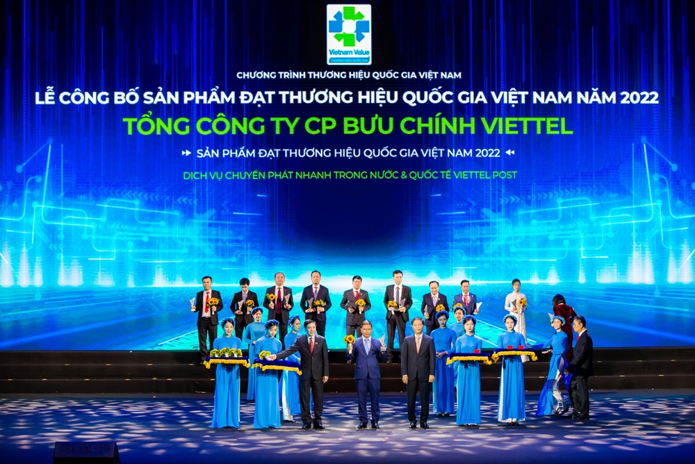 viettel post doanh nghiep chuyen phat duy nhat co san pham dat thuong hieu quoc gia nam 5 nam lien tiep