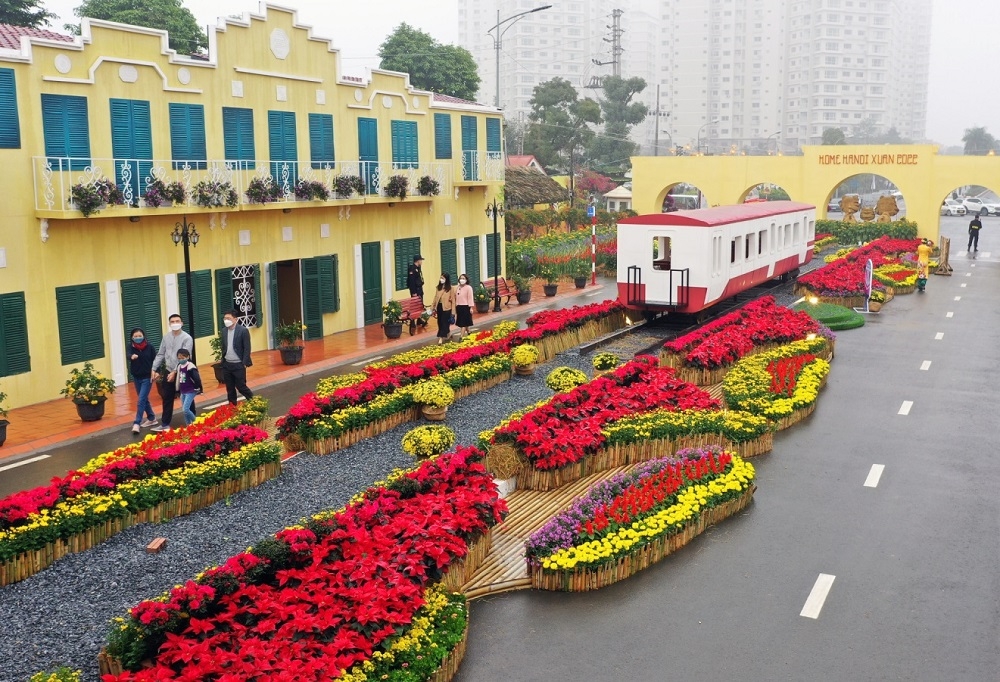 Ấn tượng đường hoa xuân “Hành trình vàng son Tết Việt”