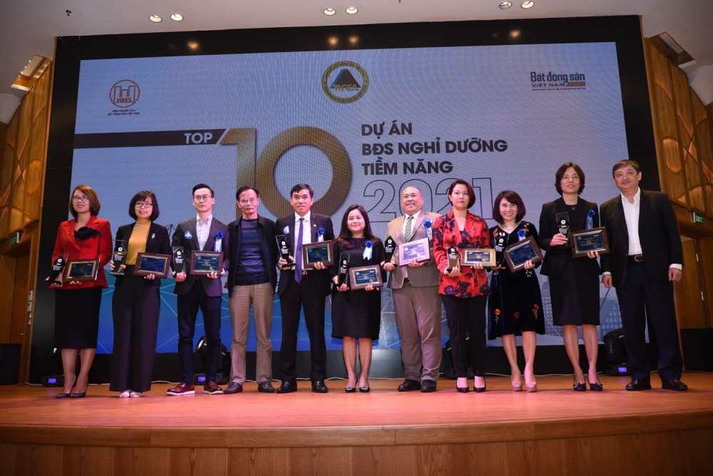 sunbay park hotel resort phan rang duoc vinh danh top 10 du an bat dong san du lich nghi duong tiem nang nhat nam 2021