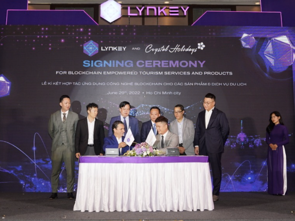 Crystal Holidays và LynKey bắt tay đẩy mạnh ứng dụng Blockchain vào sản phẩm và dịch vụ du lịch