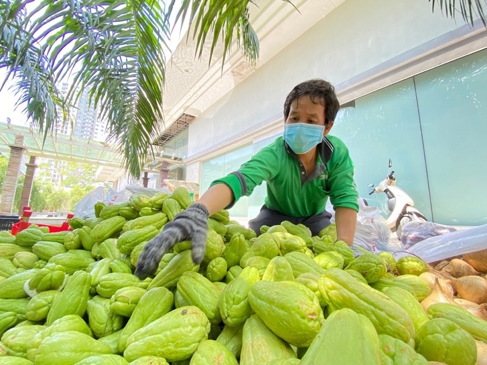 bua com yeu thuong chia se de gan nhau hon