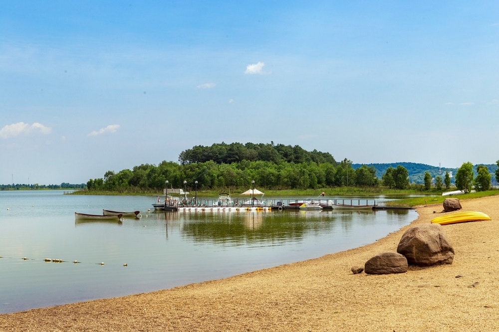 Chào tháng 10 tại điểm hẹn gây thương nhớ nơi vương quốc hoa hồng, tình yêu và nghệ thuật