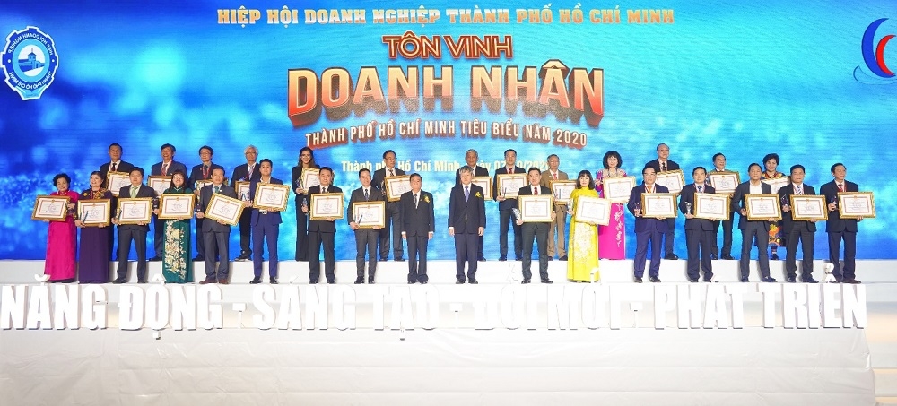 Tập đoàn Hưng Thịnh được vinh danh ở 3 hạng mục giải thưởng Doanh nghiệp, Doanh nhân Thành phố Hồ Chí Minh tiêu biểu năm 2020