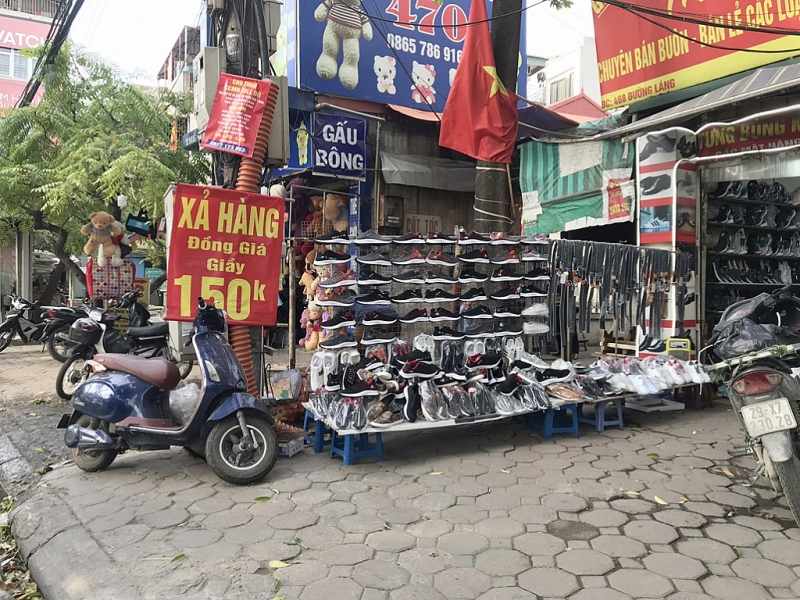 ha noi tinh trang lan chiem via he gia tang dip can tet