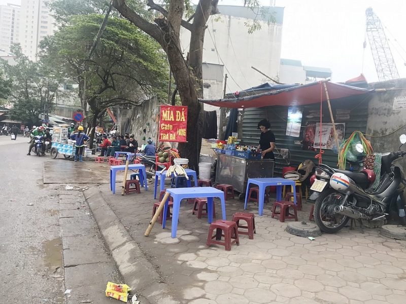 ha noi tinh trang lan chiem via he gia tang dip can tet