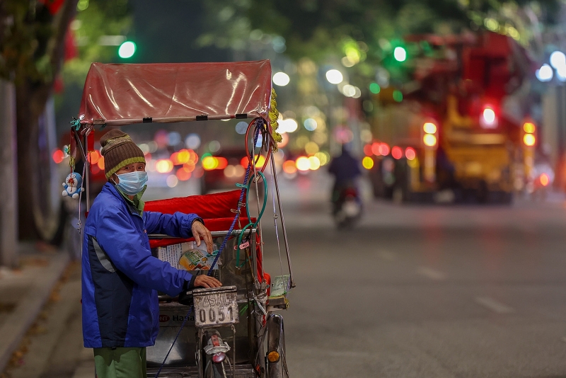 ha noi nguoi dan thu do don mot nam moi yen ang trong dai dich