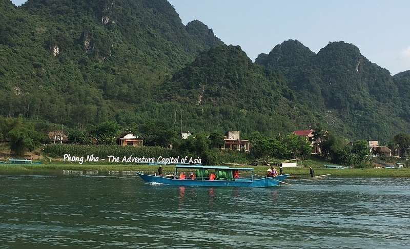 quang binh huong den xay dung mot do thi du lich chuyen biet mang ten phong nha