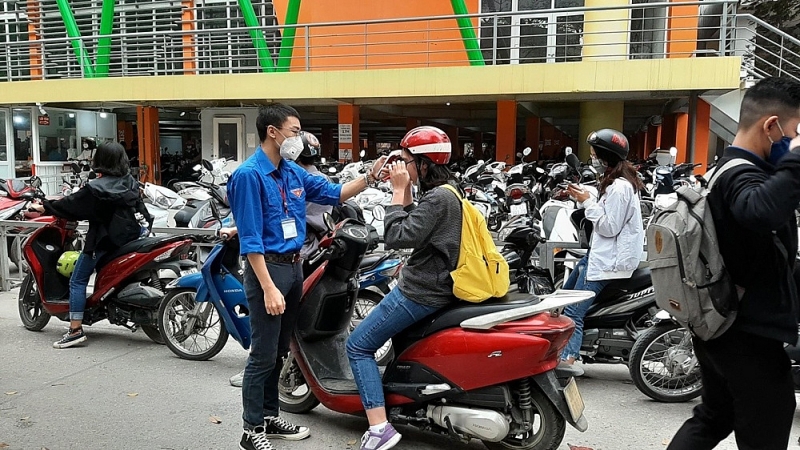 ao xanh tinh nguyen cung sinh vien thu do tro lai giang duong