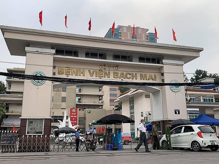 ha noi gui cong dien khan nham ngan chan lay lan tu o dich covid 19 tai benh vien bach mai