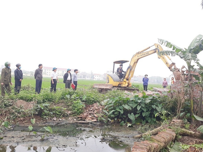 yen lac vinh phuc 11 ho dan tai xa dai tu da tu giac thao do cong trinh vi pham de lam duong giao thong nong thon