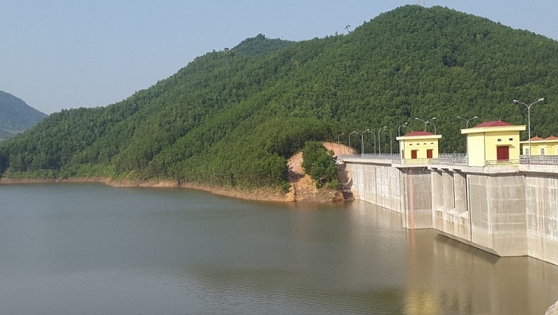 quang ninh nang cap nhieu ho chua nuoc bang von doi ung oda