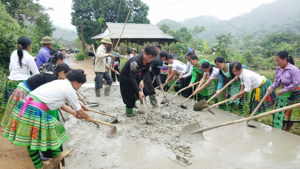 Gần 3.000 xã dân tộc, miền núi đạt chuẩn nông thôn mới 