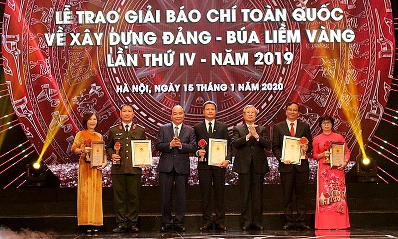 giai bua liem vang nam 2021 tang so luong va doi tuong du thi