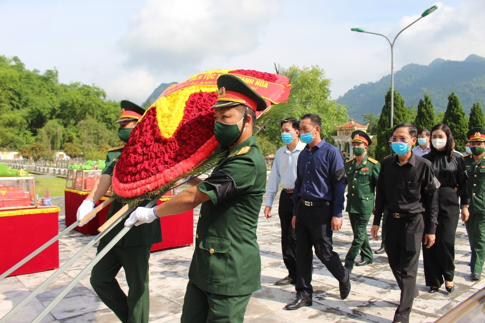 Thanh Hóa: Lễ truy điệu và an táng 15 hài cốt liệt sĩ quân tình nguyện và chuyên gia Việt Nam hy sinh tại nước bạn Lào