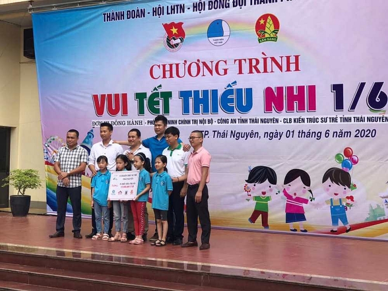 cau lac bo kien truc su tre thai nguyen chung vui cung tre em khuyet tat thiet thoi