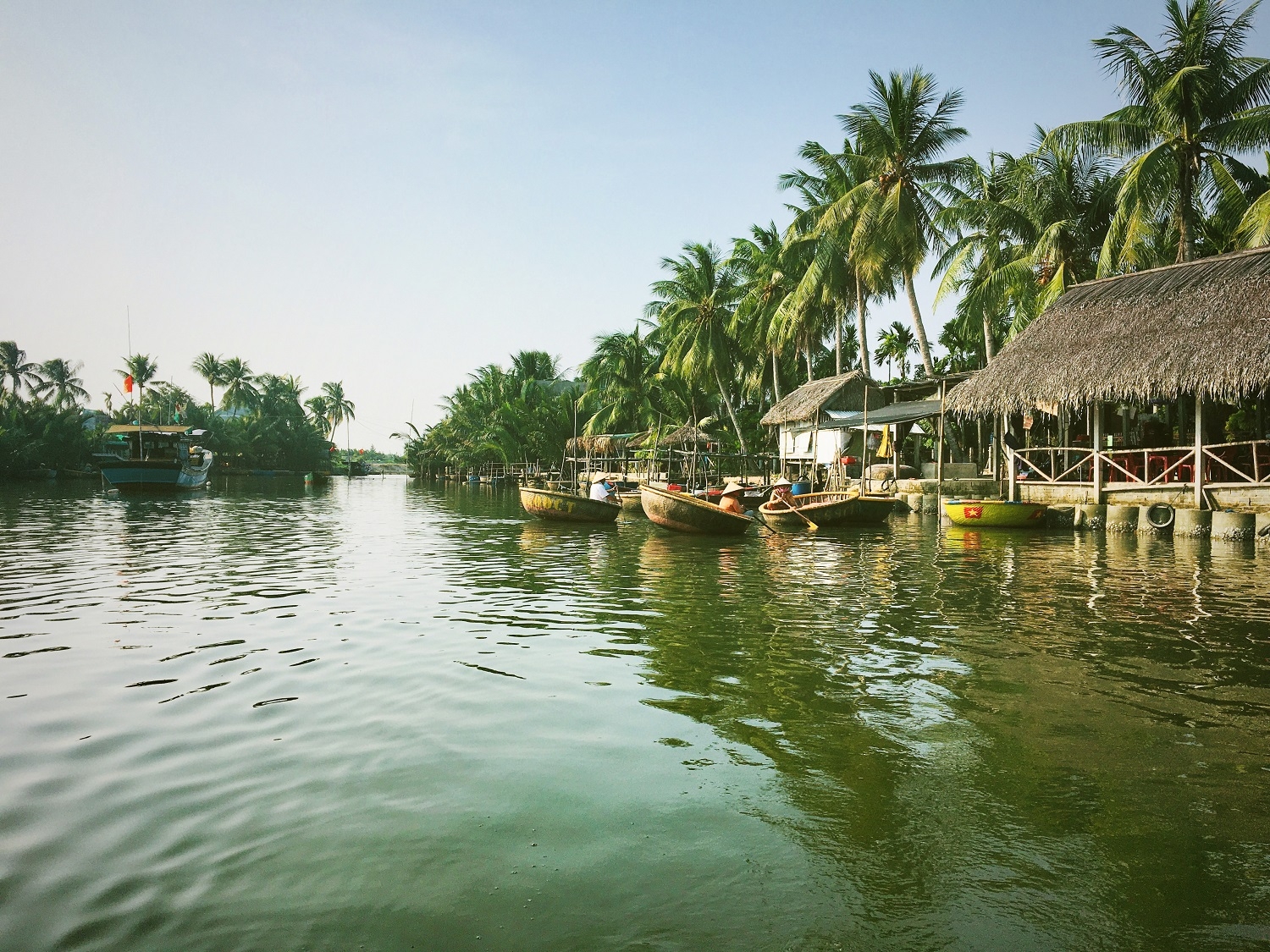 Hưởng ứng chương trình “Người Việt Nam đi du lịch Việt Nam”