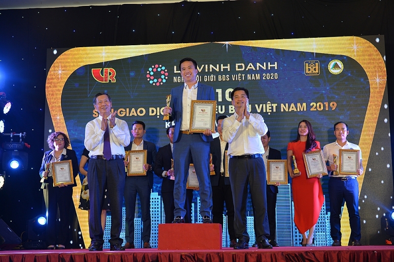 mgland viet nam duoc vinh danh top 10 san giao dich bat dong san tieu bieu nam 2019