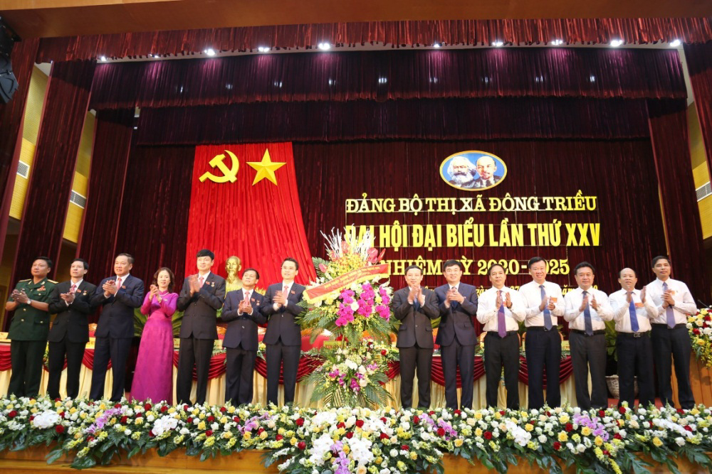 dong trieu quang ninh phan dau tro thanh thanh pho vao nam 2025