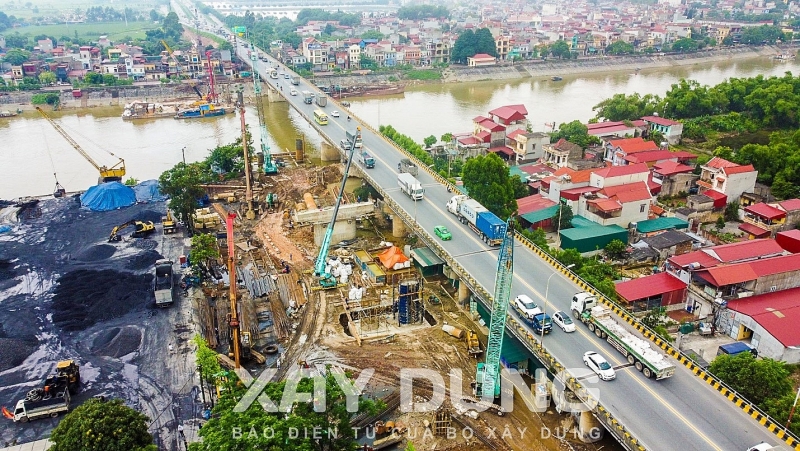 bac giang day manh phat trien ha tang giao thong tao dong luc but pha