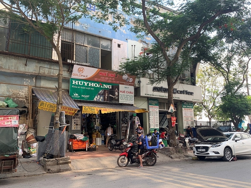 ha noi nhieu bat cap trong viec su dung dien tich tang 1 nha tai dinh cu