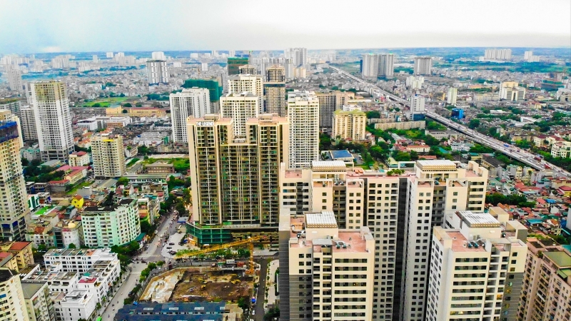 hoat dong dau tu kinh doanh va mua ban bat dong san da can bang tro lai