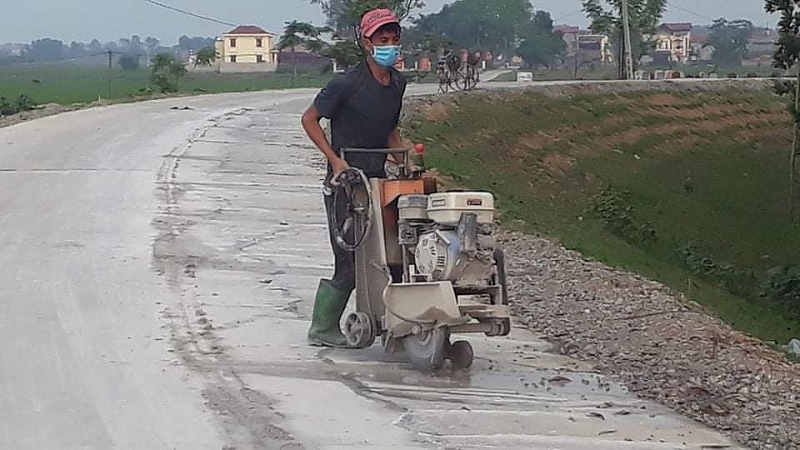 bac giang du an de 145 ty xuong cap nghiem trong chu dau tu do loi cho thoi tiet xe qua tai