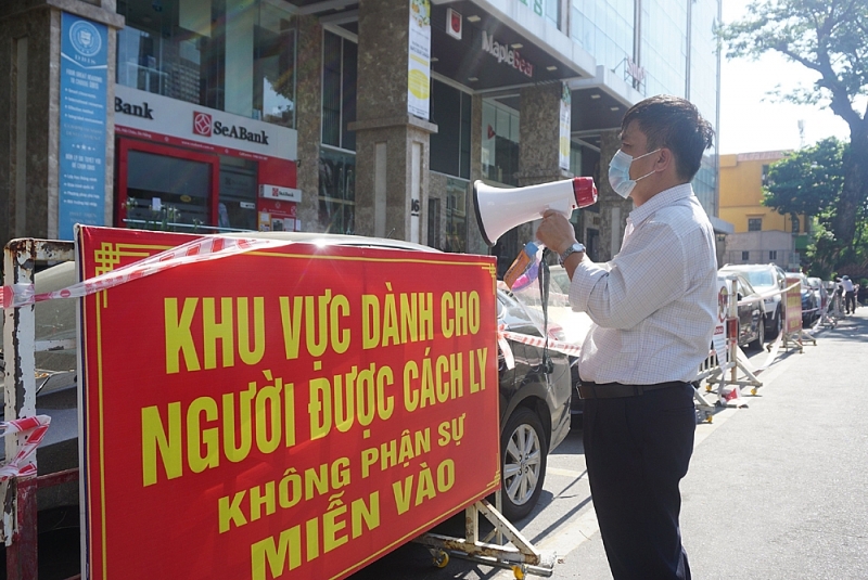 da nang tiep tuc kiem soat dich o vung nguy co cao va mo hoat dong cho vung nguy co thap