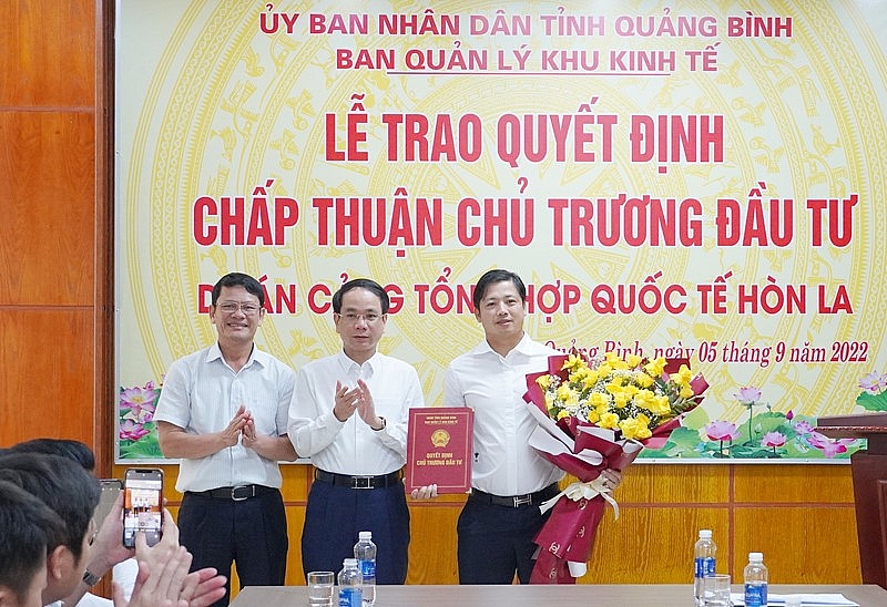 quang binh cho phep nha dau tu xay dung cang bien tong hop quoc te hon la