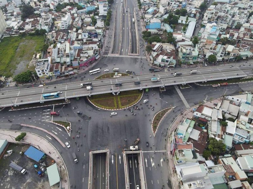 lap hoi dong tham dinh bao cao nghien cuu tien kha thi cao toc thanh pho ho chi minh moc bai