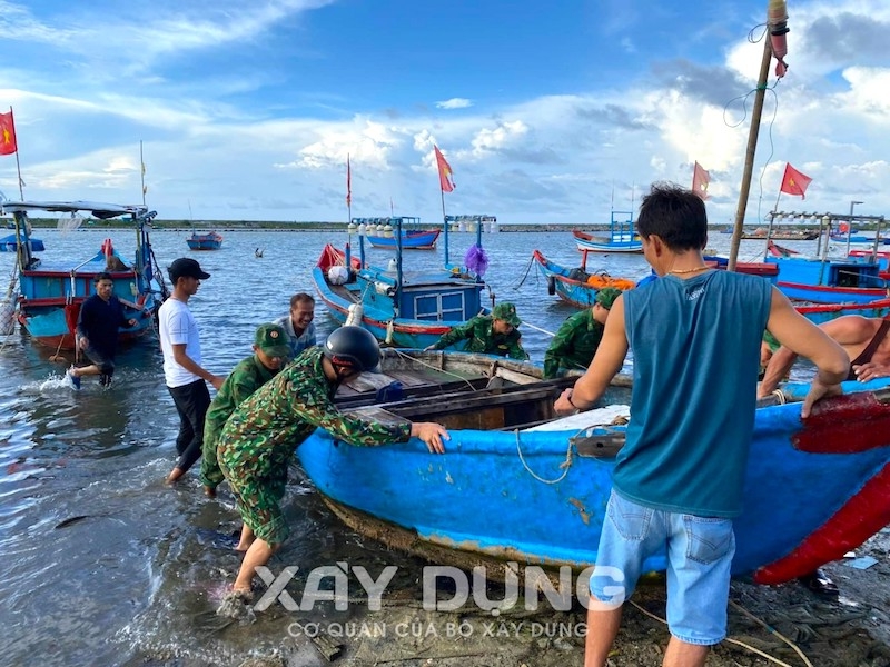 Quảng Ngãi “nín thở” chờ siêu bão