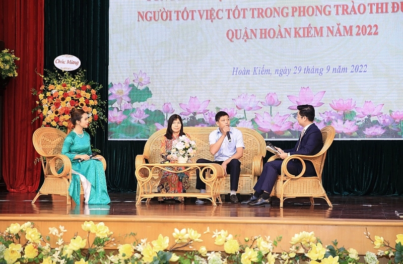 hoan kiem ha noi ton vinh va trao tang danh hieu nguoi tot viec tot cho 430 ca nhan tieu bieu