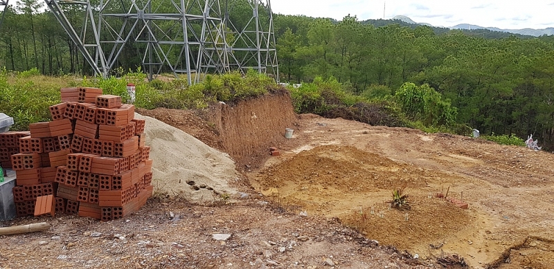 thua thien hue bien hanh lang an toan luoi dien 500kv thanh nghia trang