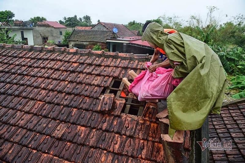 mien trung noi tinh nguoi dong mat