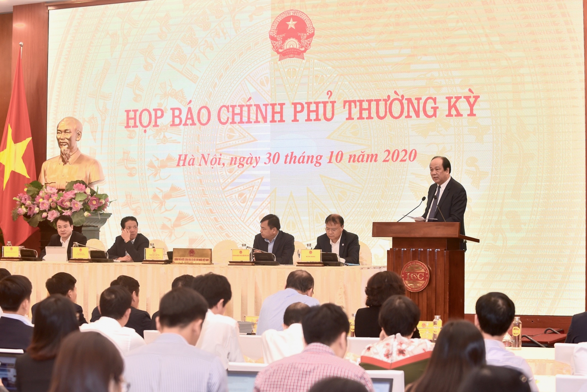 Họp báo Chính phủ thường kỳ tháng 10/2020