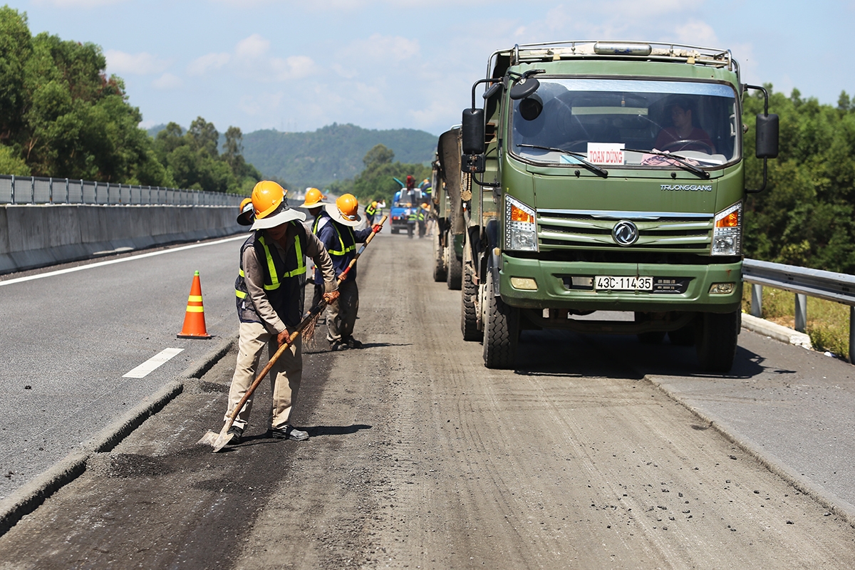 Cần tăng nguồn vốn ngân sách bảo trì quốc lộ