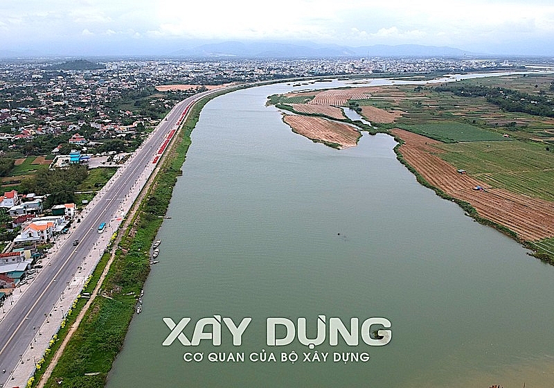 doanh nghiep muon dau tu nha hang noi tren song tra khuc