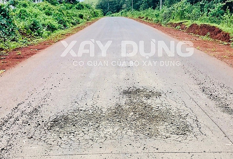 duong 140 ty o gia lai hu hong nang nha thau yeu nang luc hay chu dau tu buong long