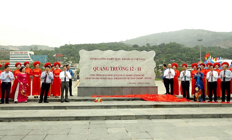 quang ninh trang ca ngay mien mo bat khuat