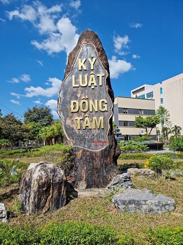 quang ninh trang ca ngay mien mo bat khuat