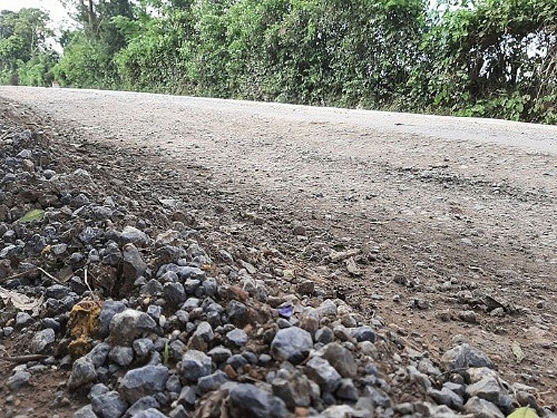 nghe an dan thong kho vi quoc lo 48e nat nhu tuong