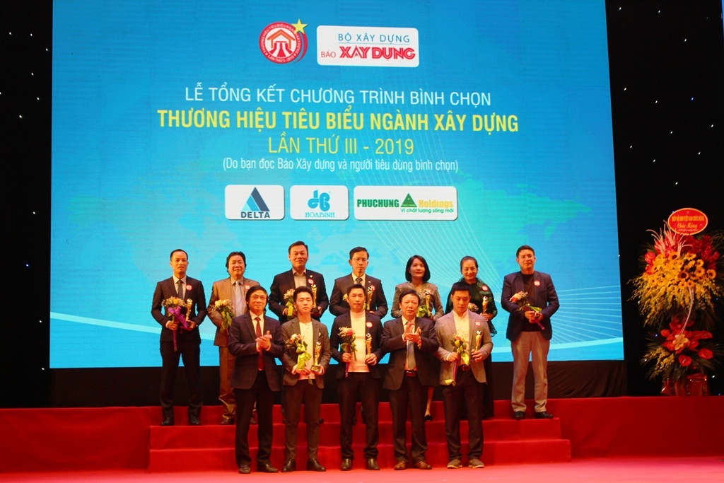 Vinh danh 50 Thương hiệu tiêu biểu ngành Xây dựng năm 2019