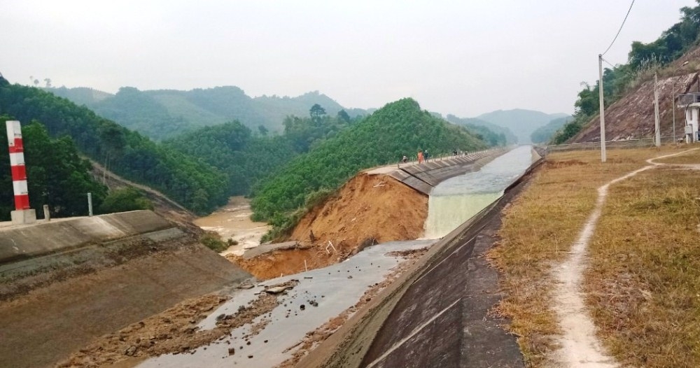 Thanh Hóa: Tuyến kênh nghìn tỷ bất ngờ bị vỡ, khắc phục trong 3 ngày