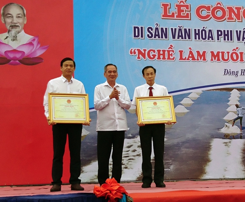 nghe lam muoi o bac lieu vinh du duoc cong nhan di san an hoa phi vat the quoc gia