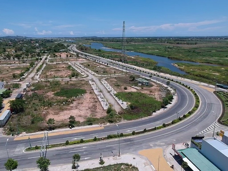 quang ngai xin cat giam von dau tu cong vi hut thu tien su dung dat