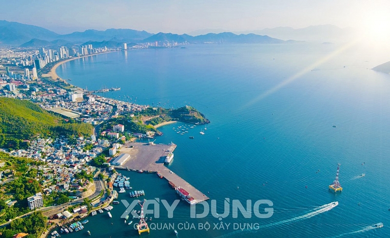 thanh pho bien nha trang duoi goc nhin tu flycam